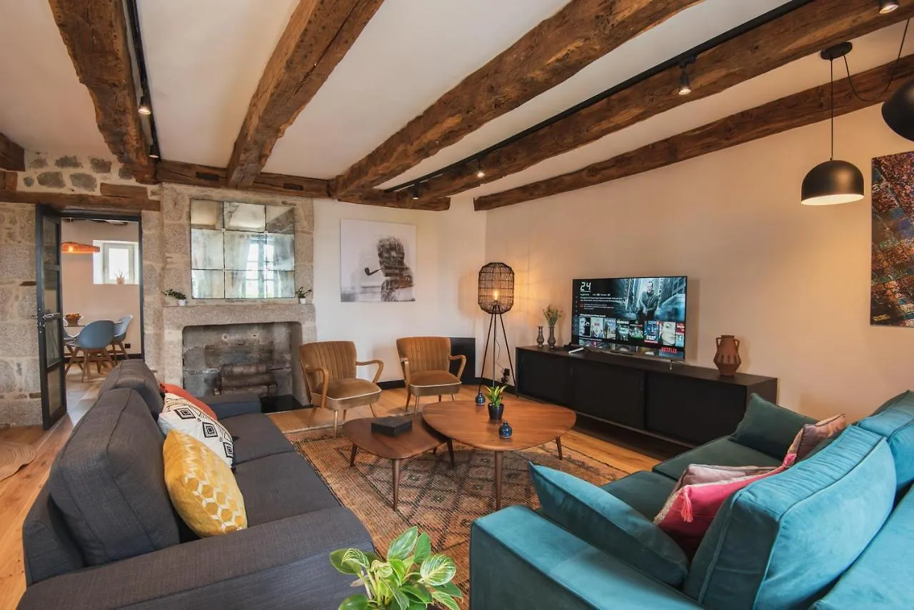 Cosy Family Nest In The Medieval Town Динан Франция